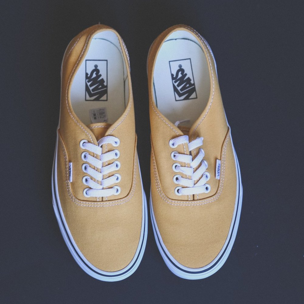 Vans Authentic yellow